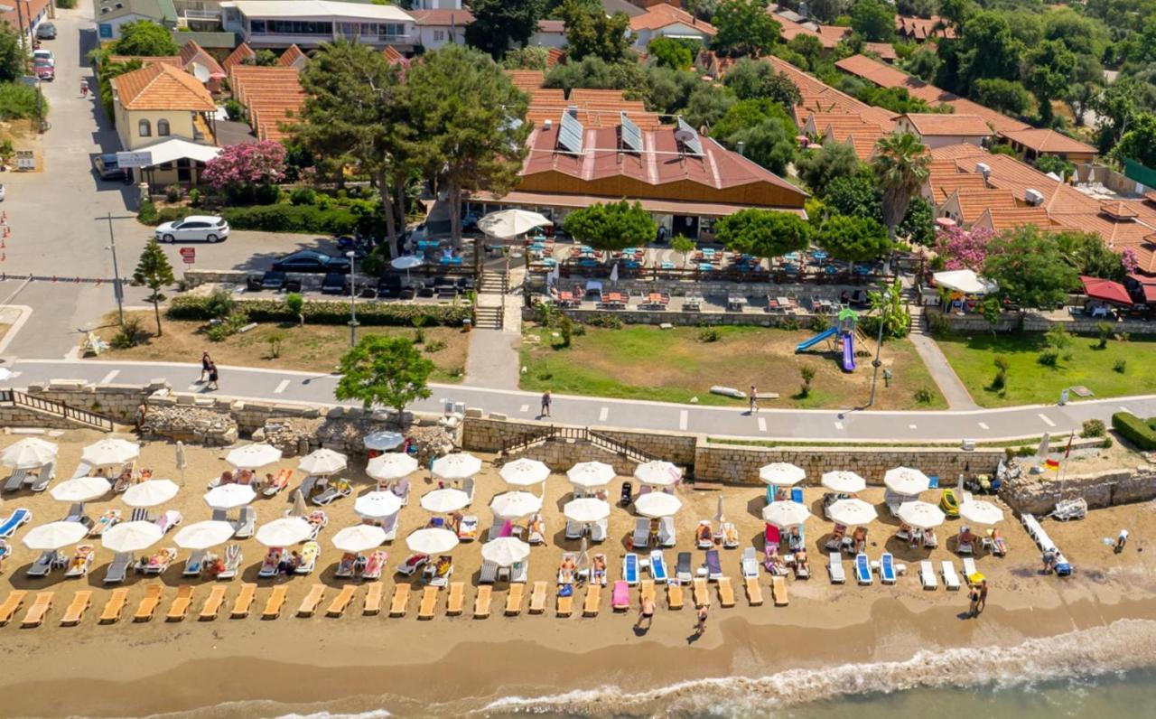 Clover Magic Nova Beach Hotel Side Exterior photo